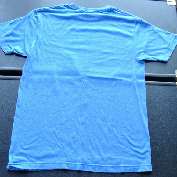 Not A Morning Person Snoopy x Peanuts Small Blue Short Sleeve Shirt - Picture 4 of 4